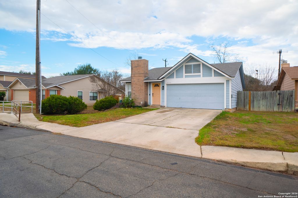 Photo of 6131 Valley Bay Dr, San Antonio, TX 78250 (MLS # 1934293)