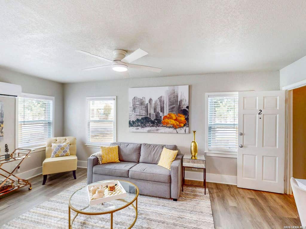 Photo of 128 Claremont Ave, San Antonio, TX 78209 (MLS # 2003503)