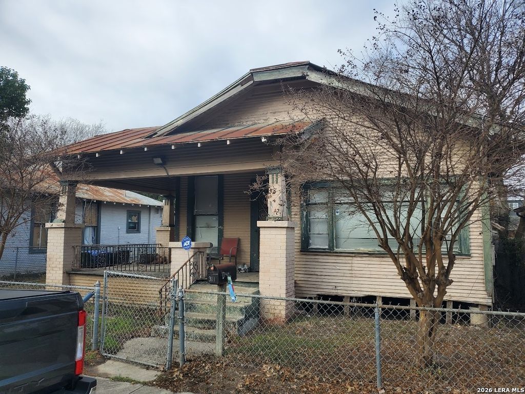 Photo of 311 S Monumental Street, San Antonio, TX 78203 (MLS # 1938322)