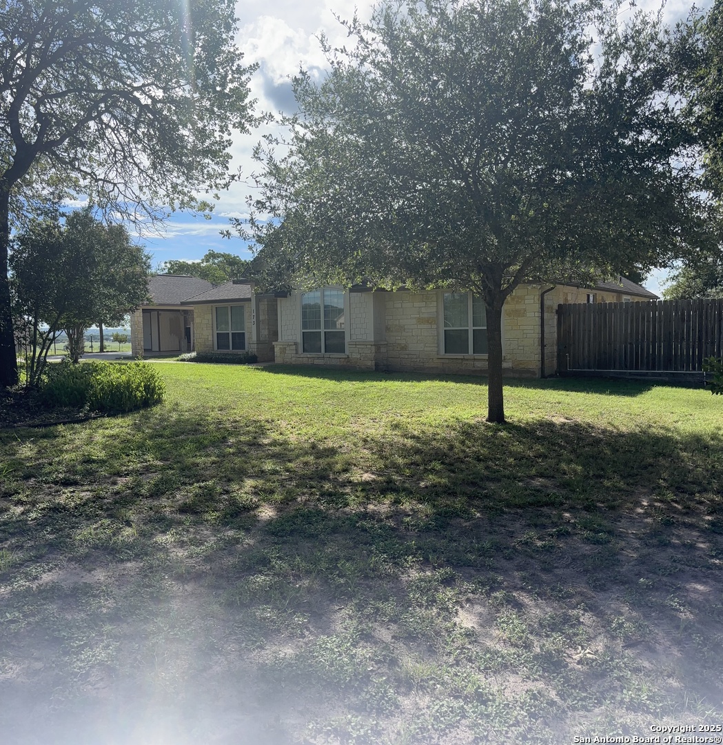 173 Great Oaks