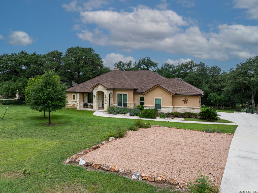 Photo of 1937 HUNTERS CV, New Braunfels, TX 78132 (MLS # 1991899)