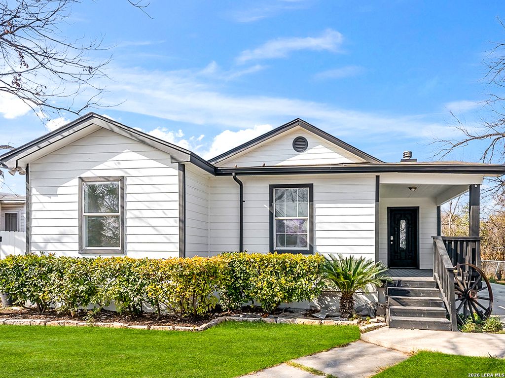 Photo of 755 CAVALIER, San Antonio, TX 78225 (MLS # 1937189)