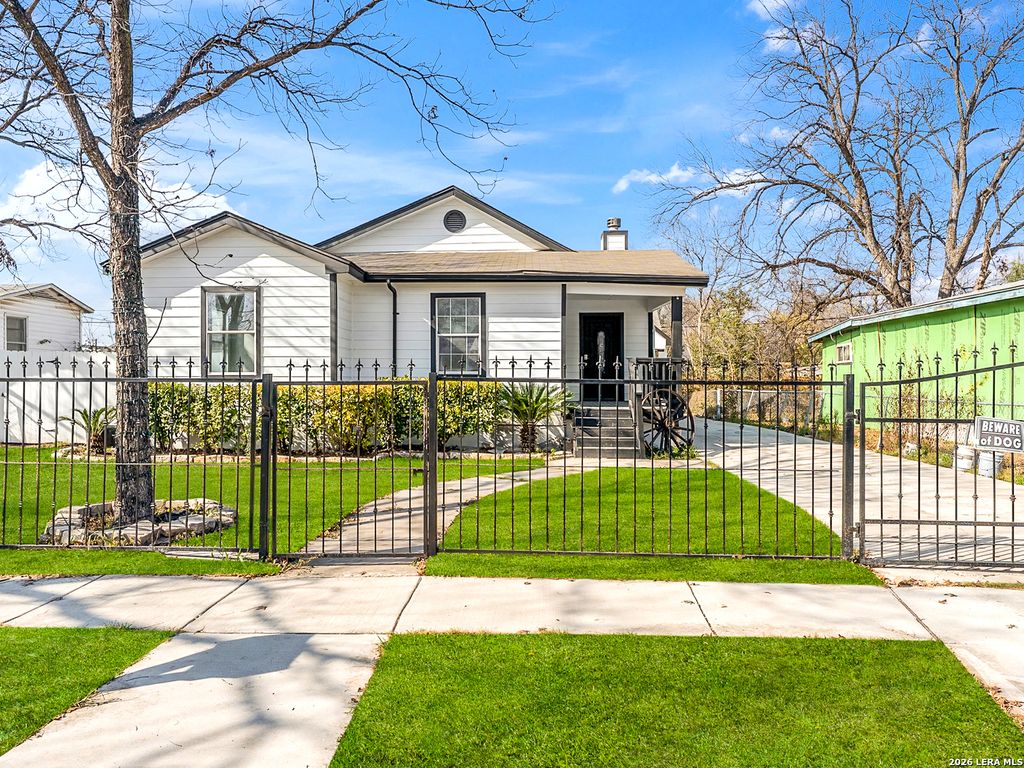 Photo of 755 CAVALIER, San Antonio, TX 78225 (MLS # 1937189)