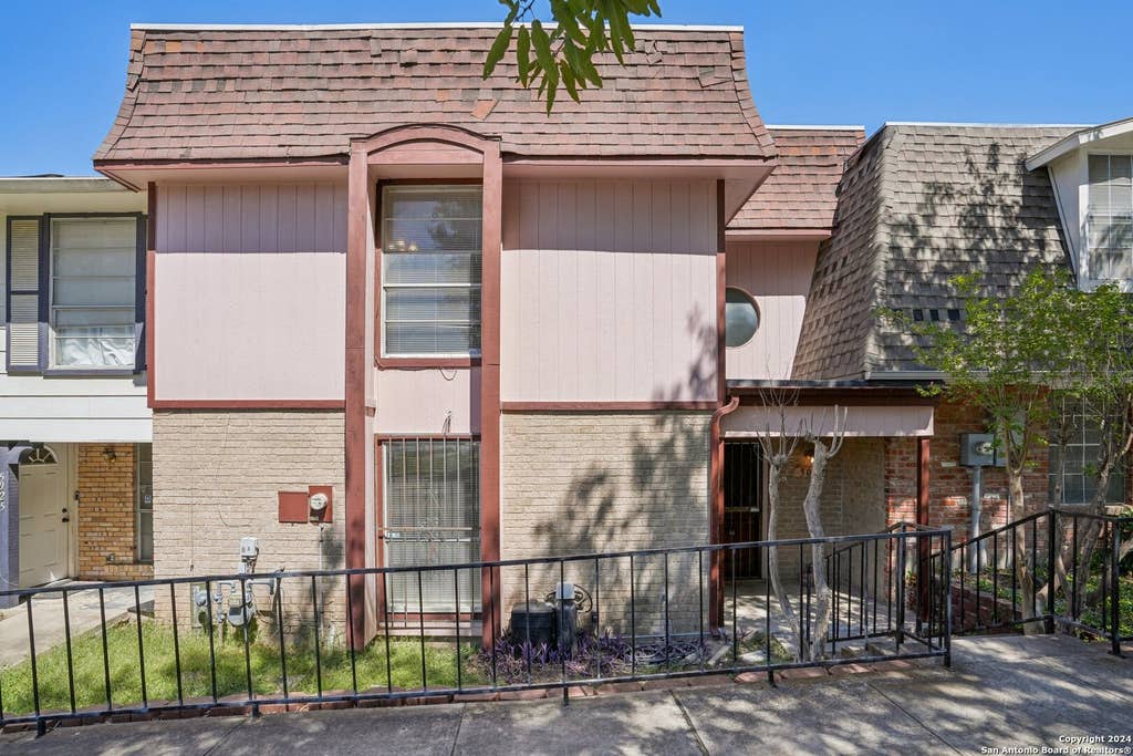Photo of 5023 CONCORD RDG, San Antonio, TX 78228 (MLS # 2004091)