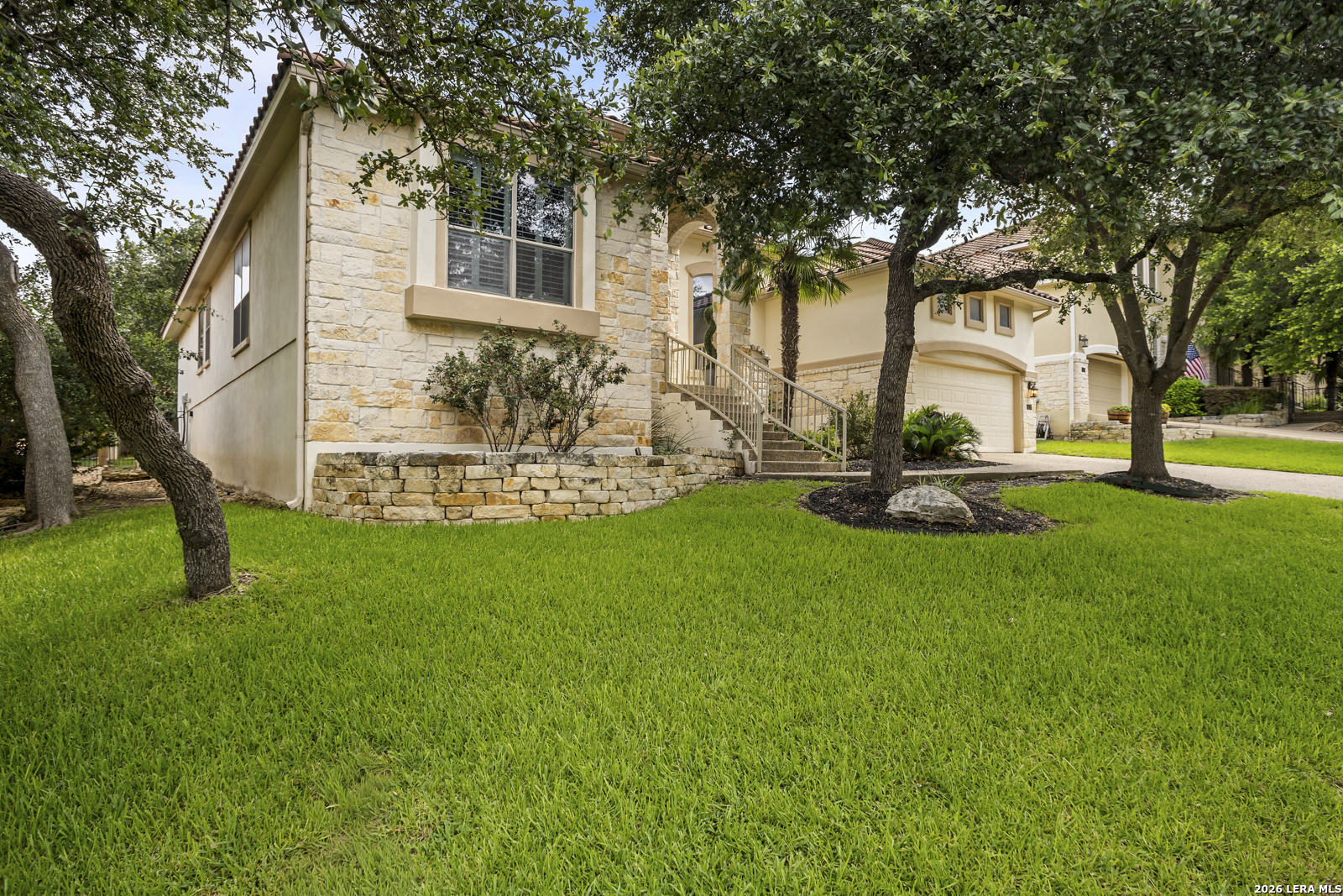 1207 Via Belcanto