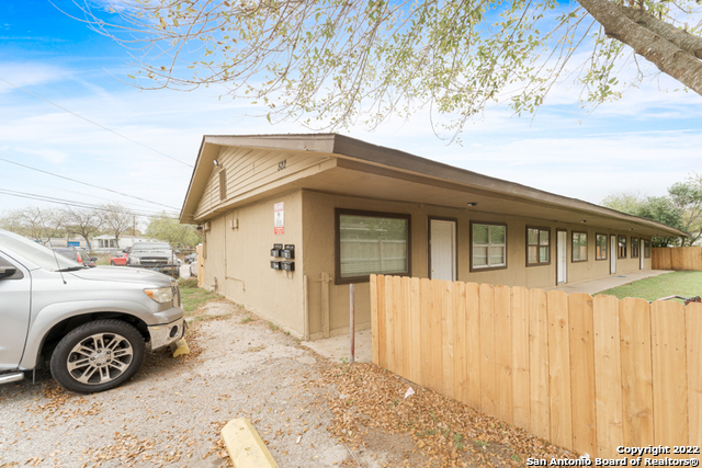 Photo 1 of 10 — 522 altitude 3, San Antonio, TX 78227