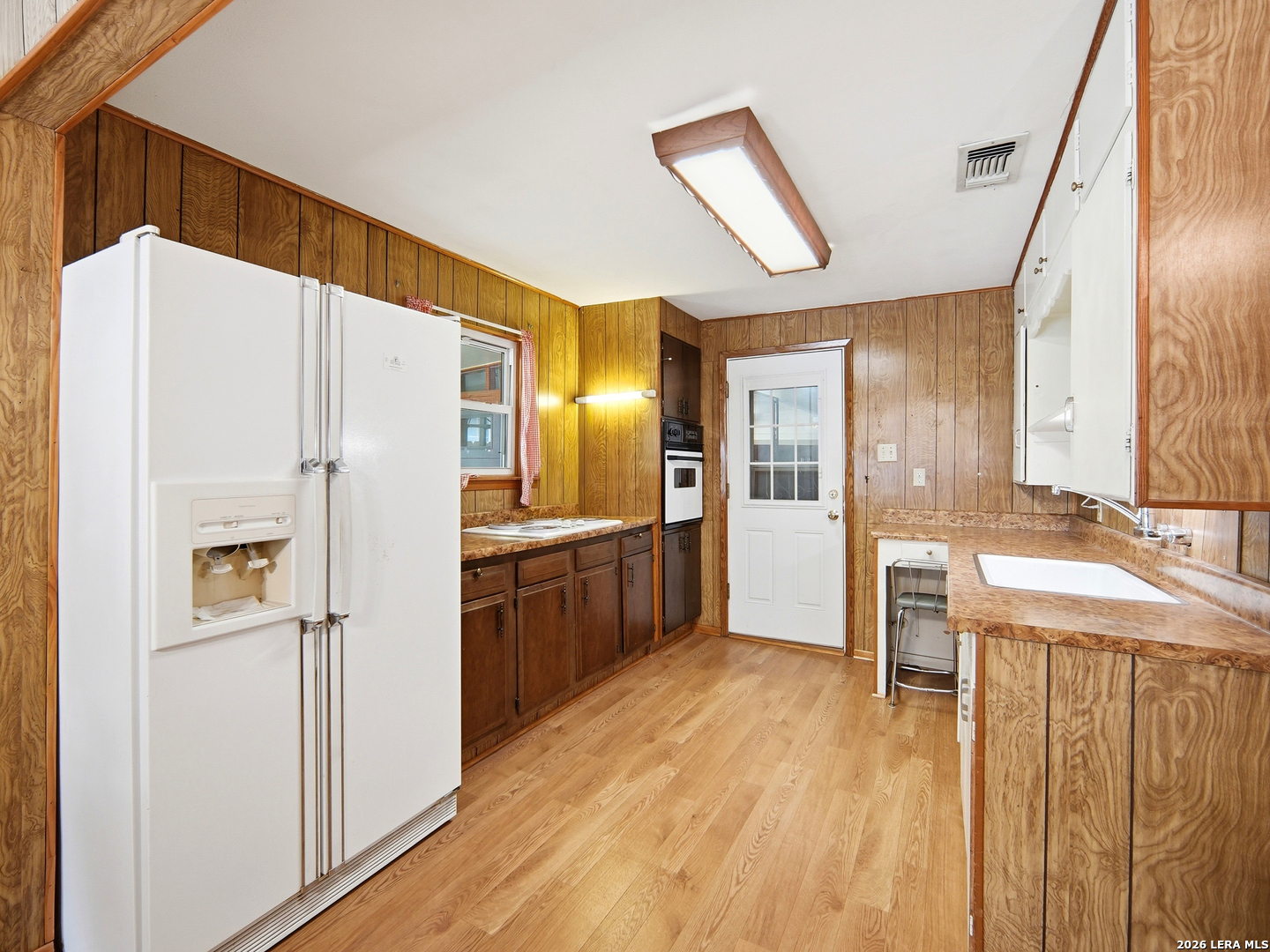 2323 Hiawatha