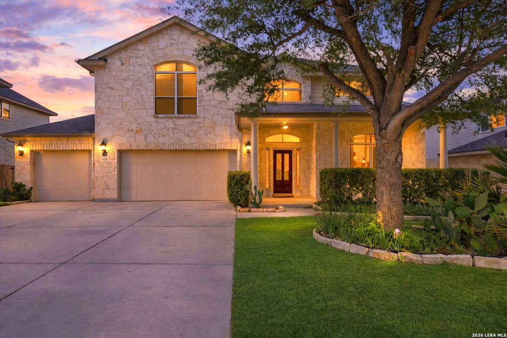Photo of 918 Armour Dr, Cibolo, TX 78108 (MLS # 2005426)