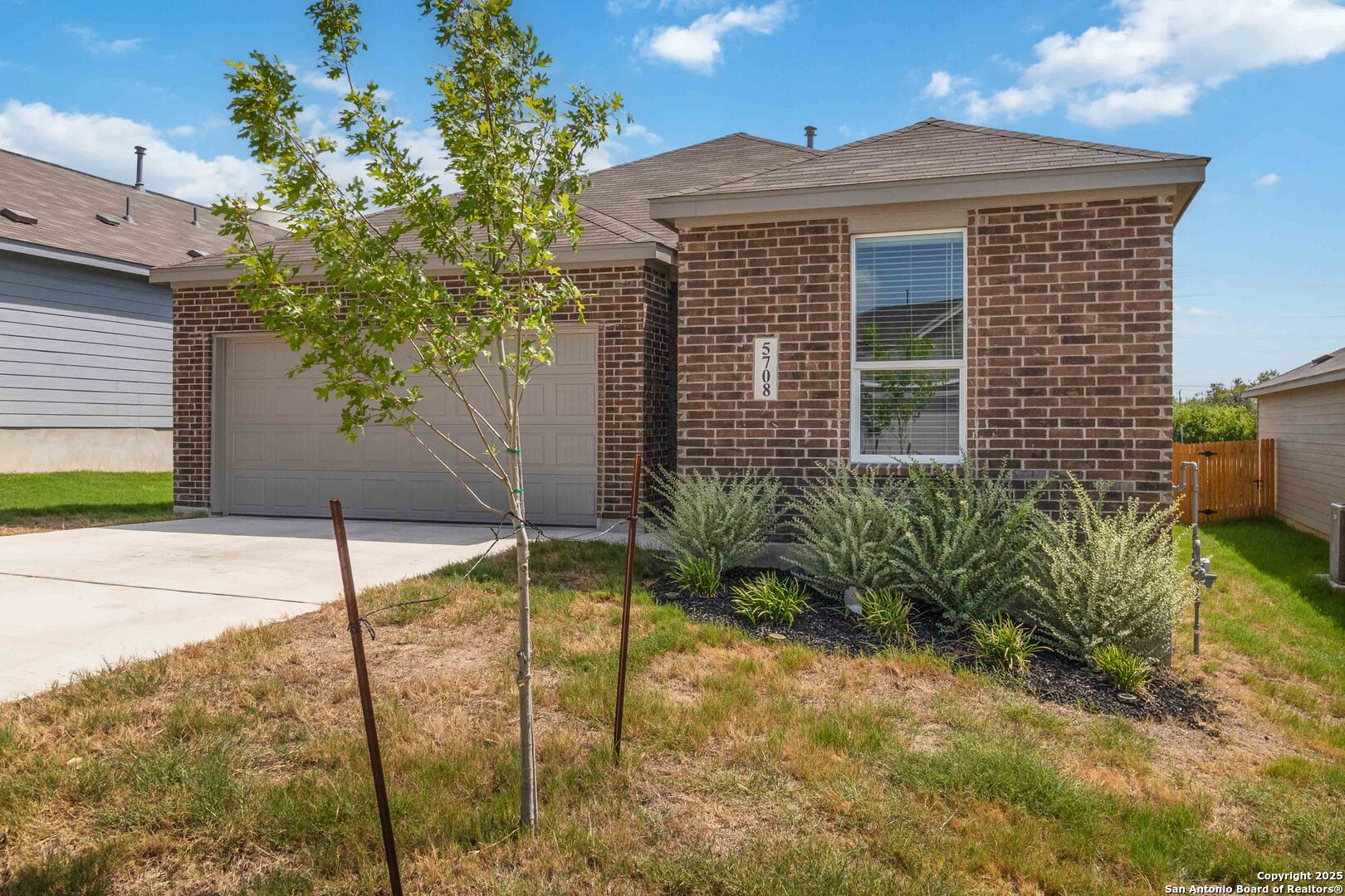 5708 Basil Chase