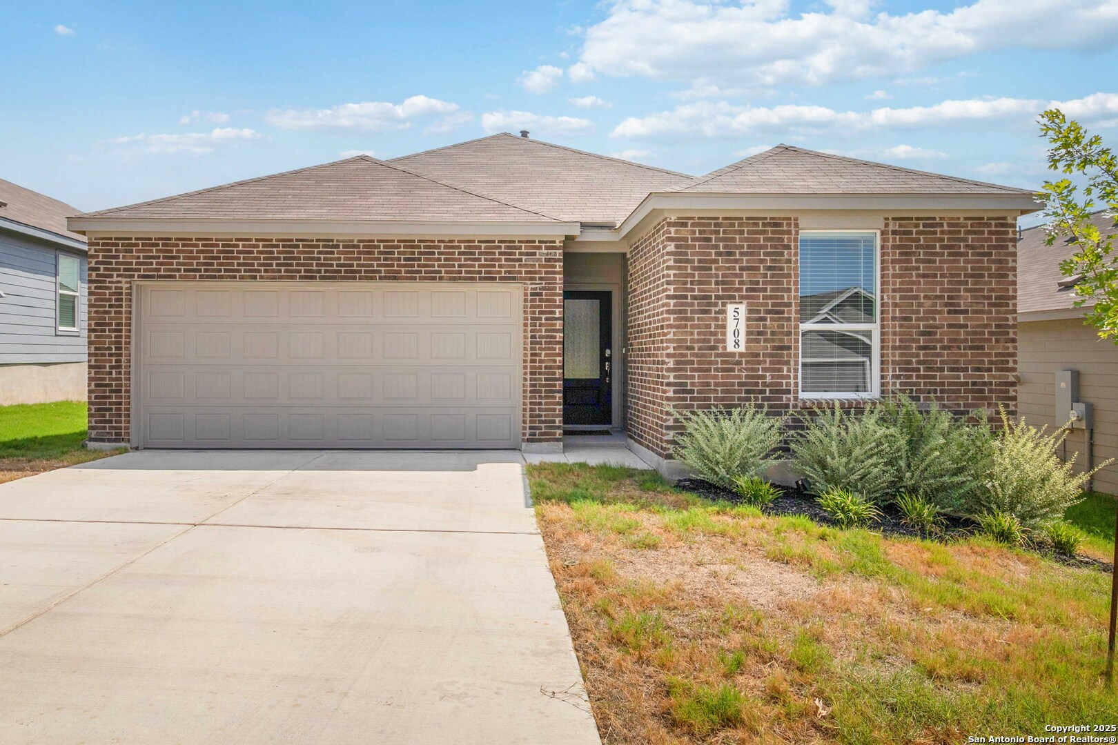 5708 Basil Chase