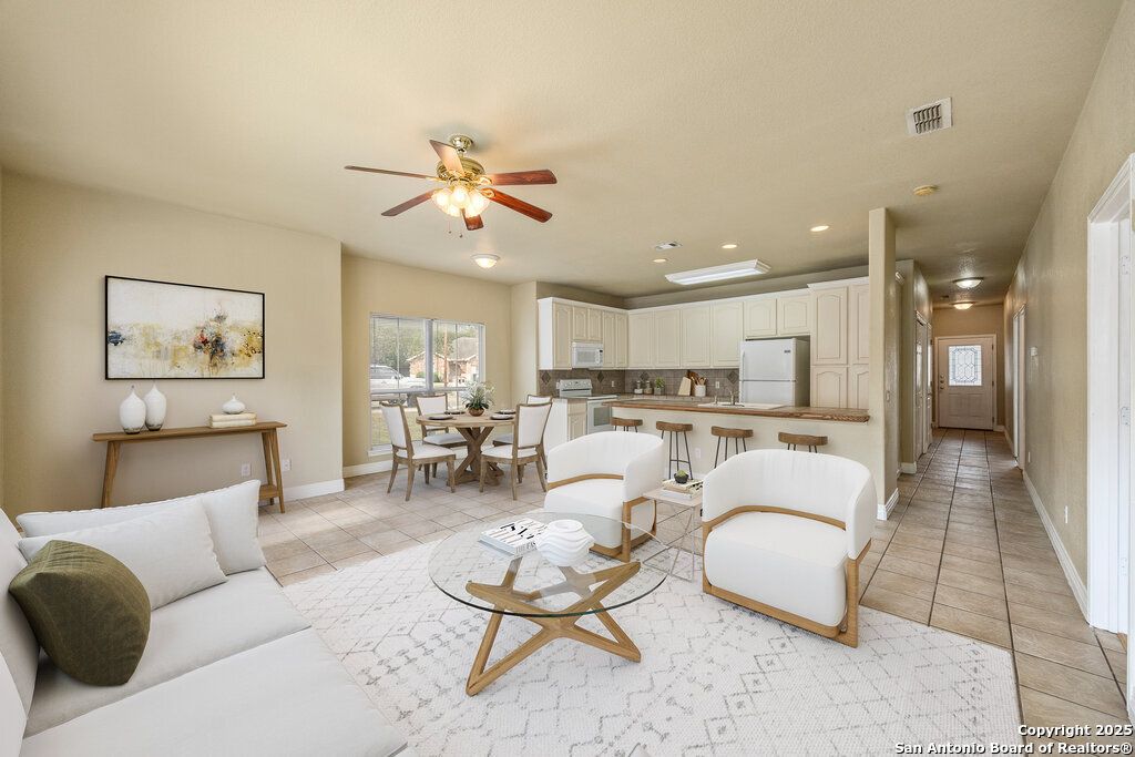 Photo of 3049 Pine Valley, New Braunfels, TX 78130 (MLS # 1920170)