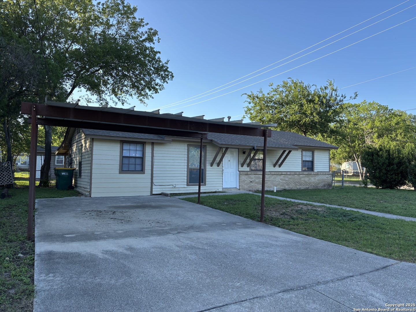 401 W LINDBERGH BLVD