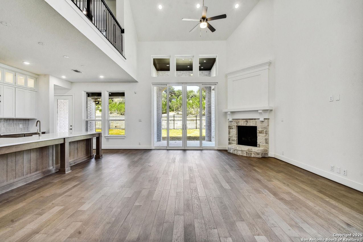 228 Dulce Vista