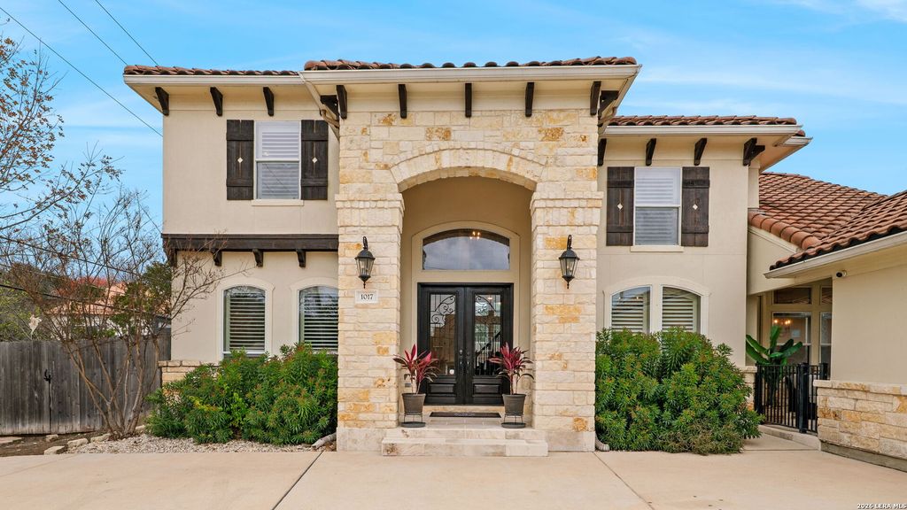Photo of 1017 Garraty, Terrell Hills, TX 78209 (MLS # 1933089)
