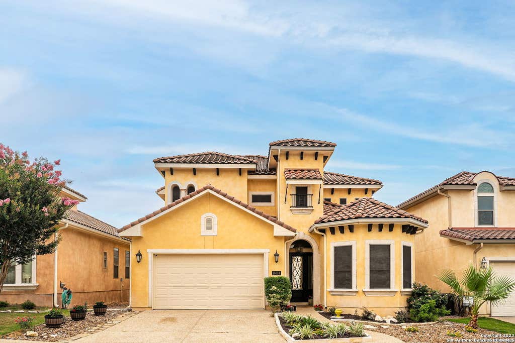 Photo of 16014 HUEBNER BLF, San Antonio, TX 78248 (MLS # 1992554)