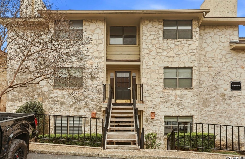 Photo of 7738 Charmers Rd 907 #907, San Antonio, TX 78240 (MLS # 2000986)