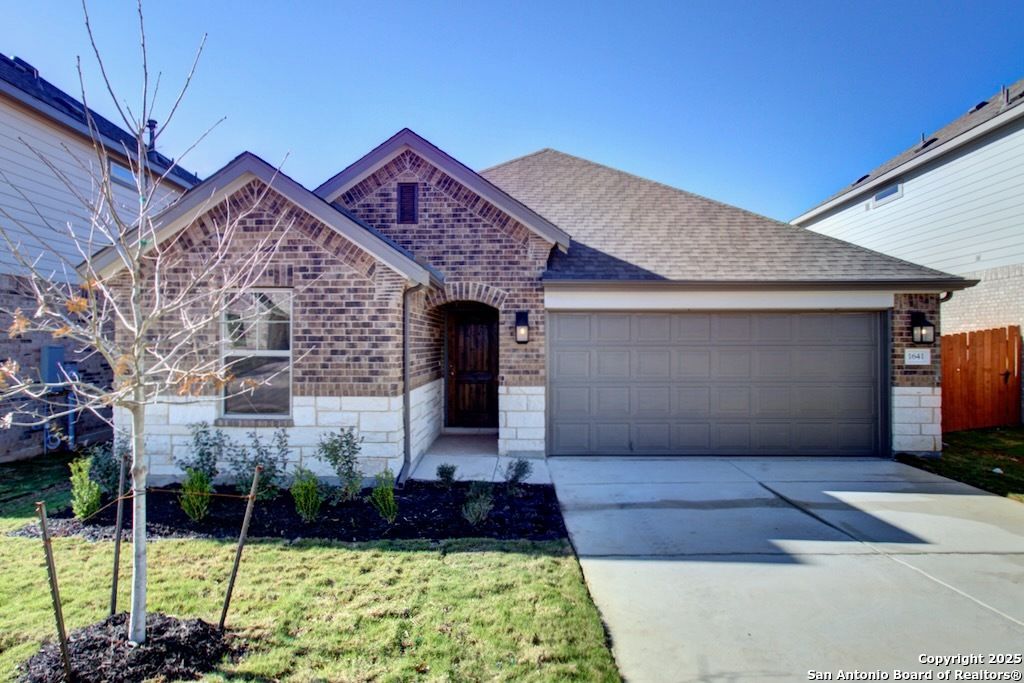 Photo of 2133 Shepards Street, Seguin, TX 78155 (MLS # 1921254)