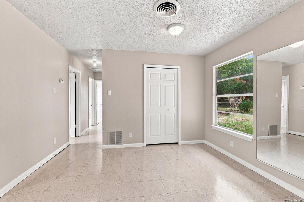 Photo of 1807 Harness Ln, San Antonio, TX 78227 (MLS # 2017521)