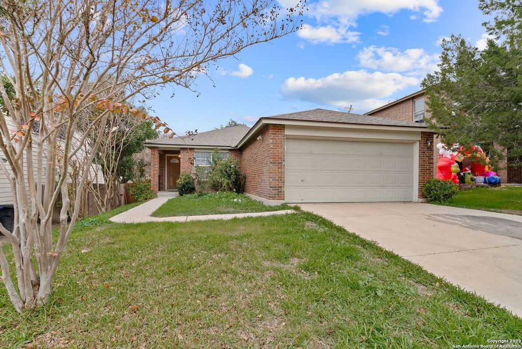 Photo of 10215 TIGER BAY, San Antonio, TX 78251 (MLS # 1951624)