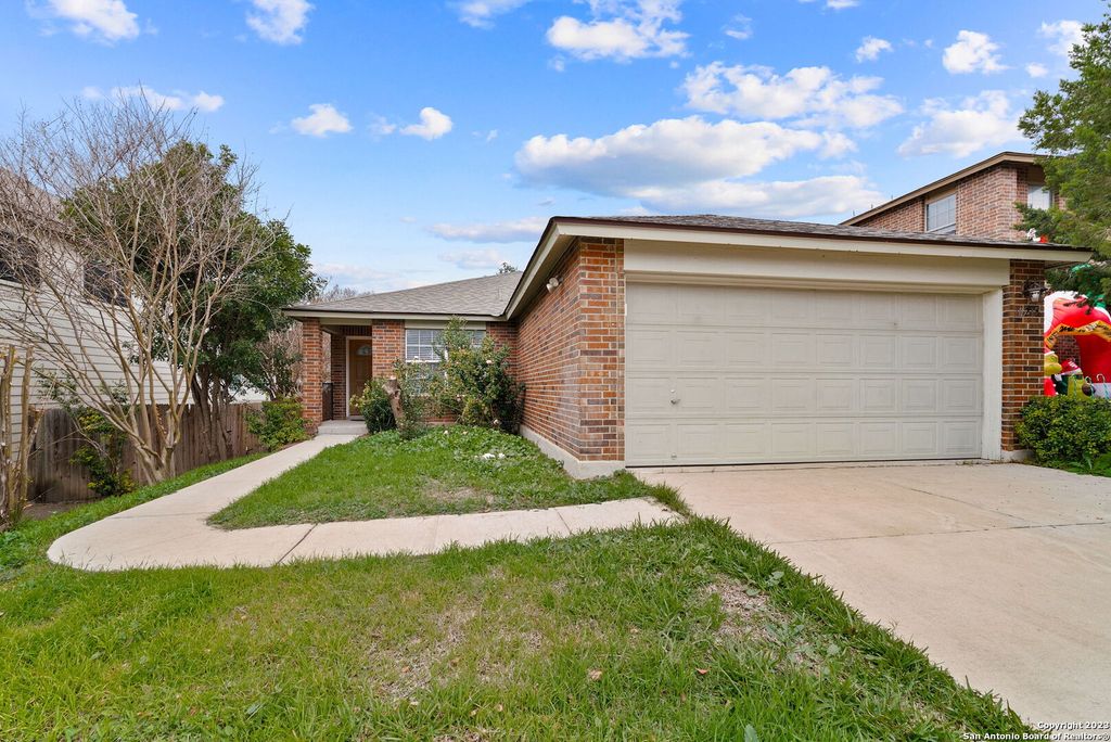 Photo of 10215 TIGER BAY, San Antonio, TX 78251 (MLS # 1951624)