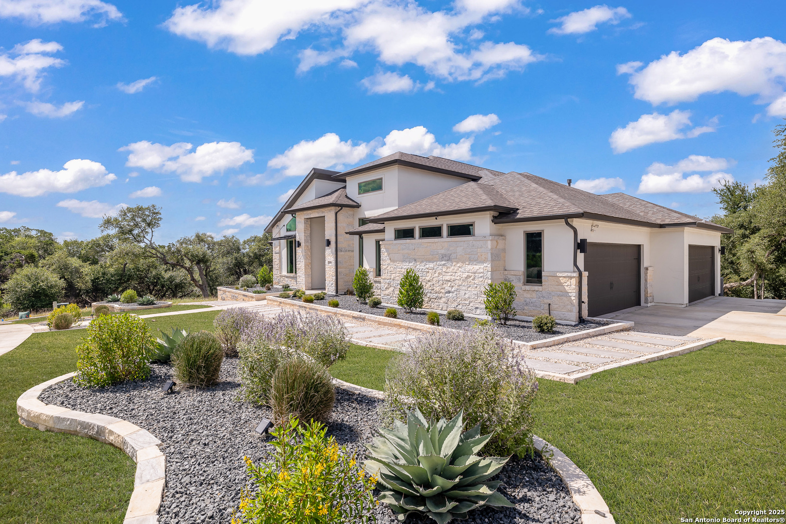 1214 Stone Gully