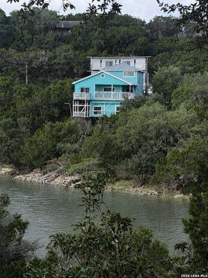 272 PLUM COVE RD, LAKEHILLS, TX 78063 - Image bca5a8d584eb8942240b22f4b89b3bf3/3852792184