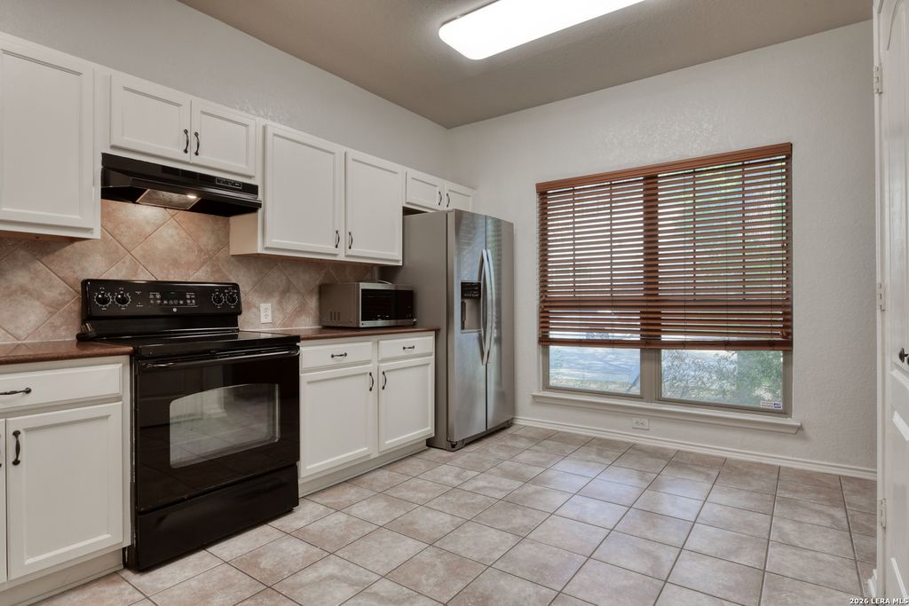 Photo of 6130 Pecan Tree, San Antonio, TX 78240 (MLS # 1956719)