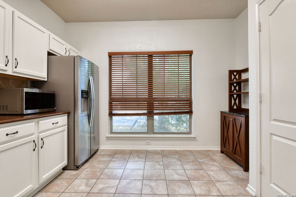 Photo of 6130 Pecan Tree, San Antonio, TX 78240 (MLS # 1956719)