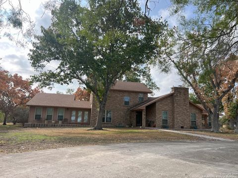 A home in Devine