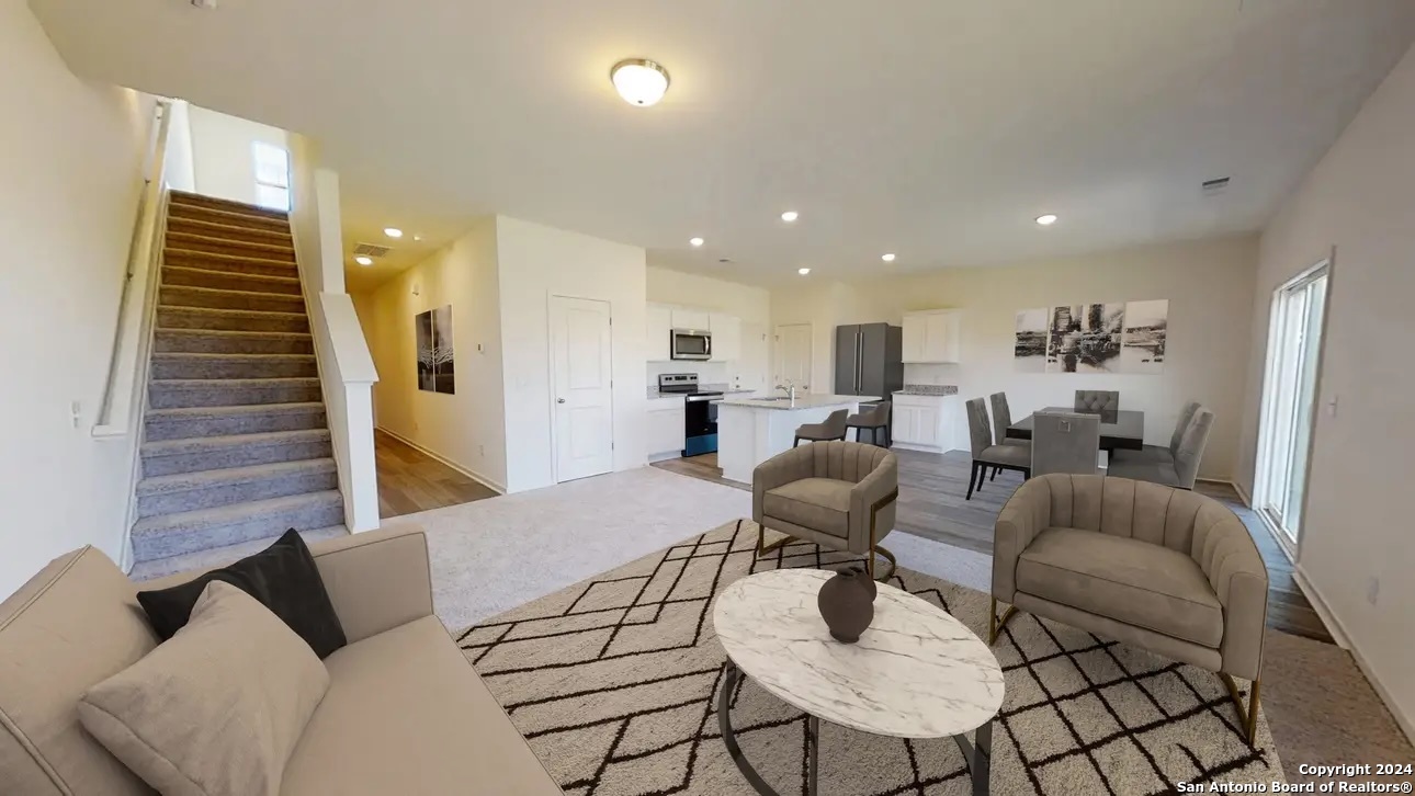 5805 Lilac Landing