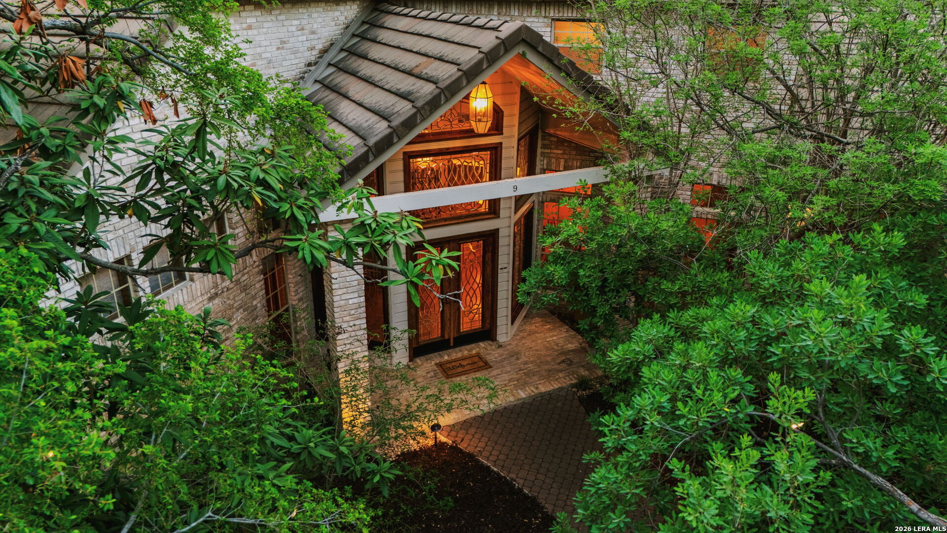 9 Scarborough Square