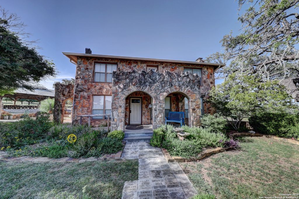 listing image 72
