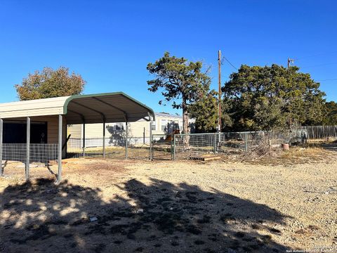 A home in Bandera