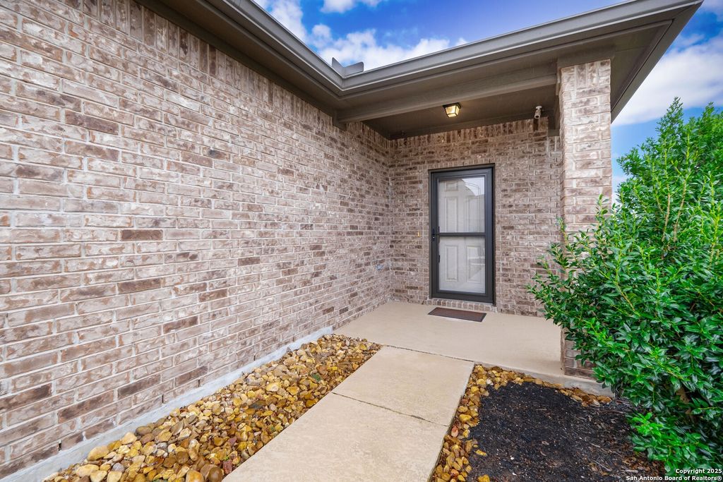 Photo of 2173 Hiddenbrooke Pass, Seguin, TX 78155 (MLS # 1926252)
