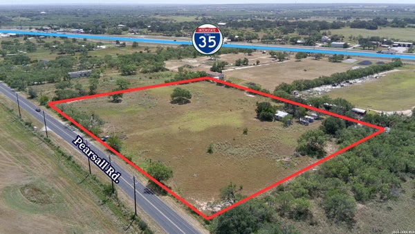 13326 PEARSALL RD, ATASCOSA, TX 78002 - Image bd043a5b64da3ca9782f546a522d89ba/4264094686
