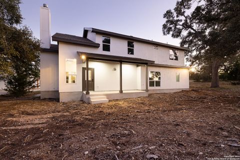 A home in Blanco