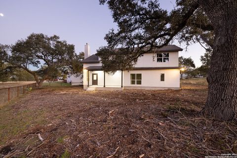 A home in Blanco