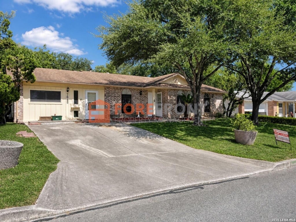 Photo of 7845 Village Oak, Live Oak, TX 78233 (MLS # 2018249)
