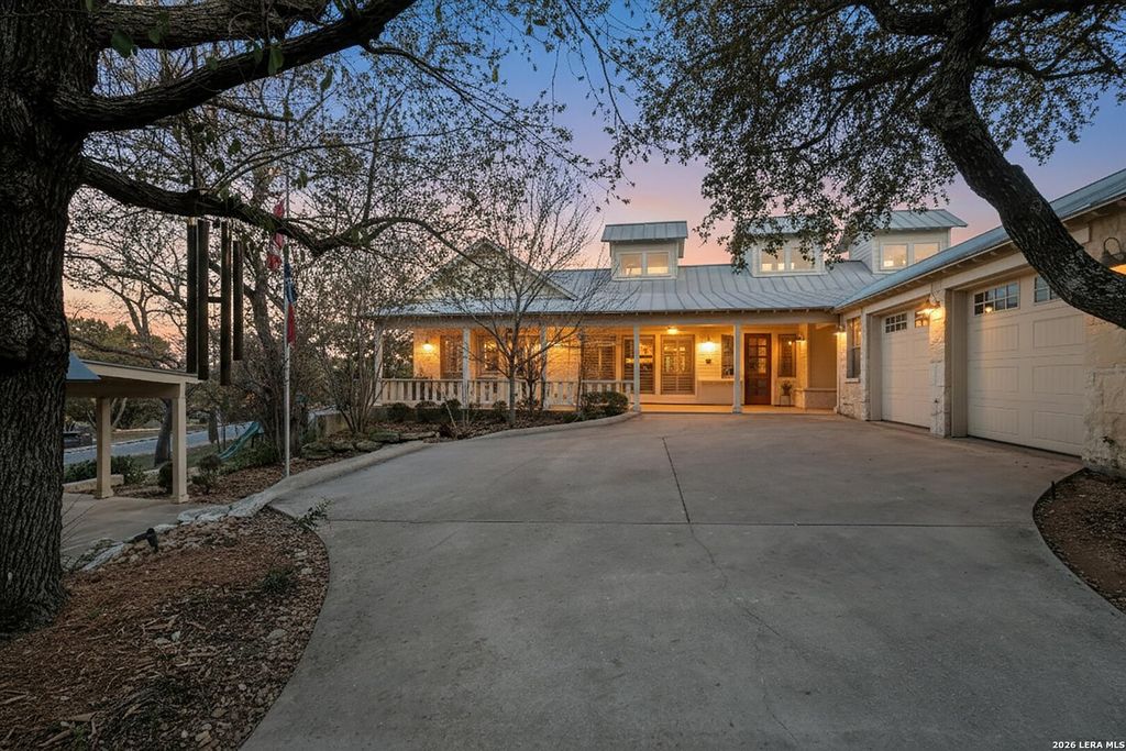 Photo of 31651 Rustling Ridge, Bulverde, TX 78163 (MLS # 1946591)