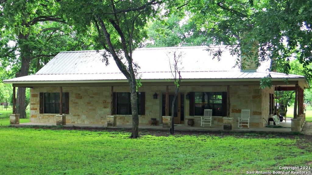 Photo 1 of 42 — 84 Pecan Bottom Loop, Leakey, TX 78873