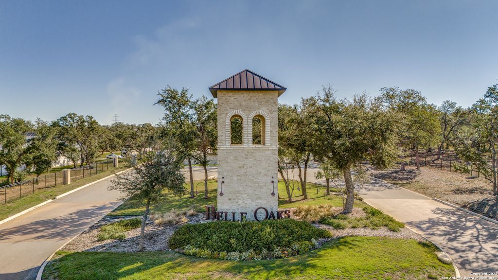 Photo of 724 FOSSIL SPRINGS DR, Bulverde, TX 78163 (MLS # 1833255)