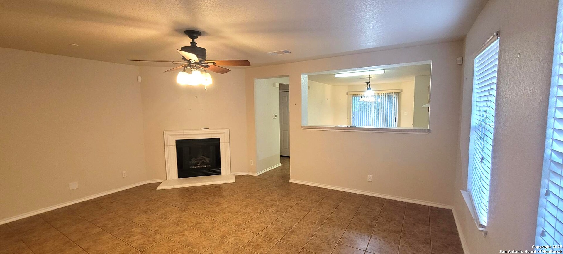 310 Agency Oaks