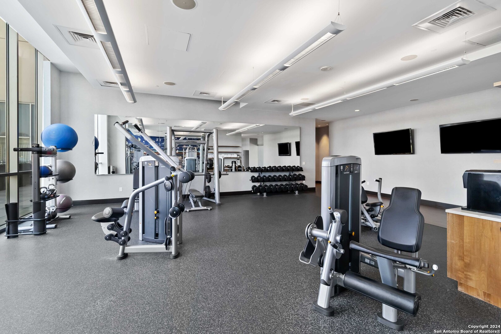 San Antonio, Texas 78205, United States, 2 Bedrooms Bedrooms, ,2 BathroomsBathrooms,Residential,Active,153473