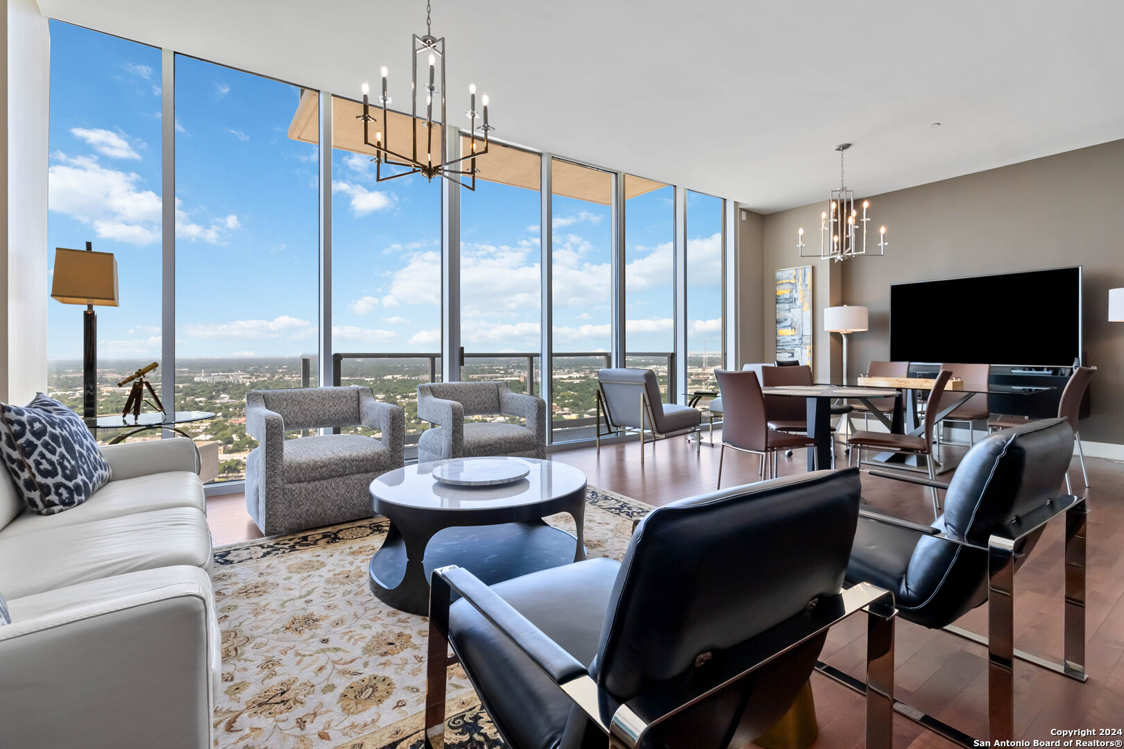 San Antonio, Texas 78205, United States, 2 Bedrooms Bedrooms, ,2 BathroomsBathrooms,Residential,Active,153473