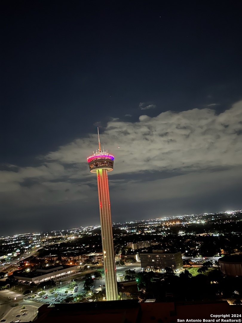 San Antonio, Texas 78205, United States, 2 Bedrooms Bedrooms, ,2 BathroomsBathrooms,Residential,Active,153473