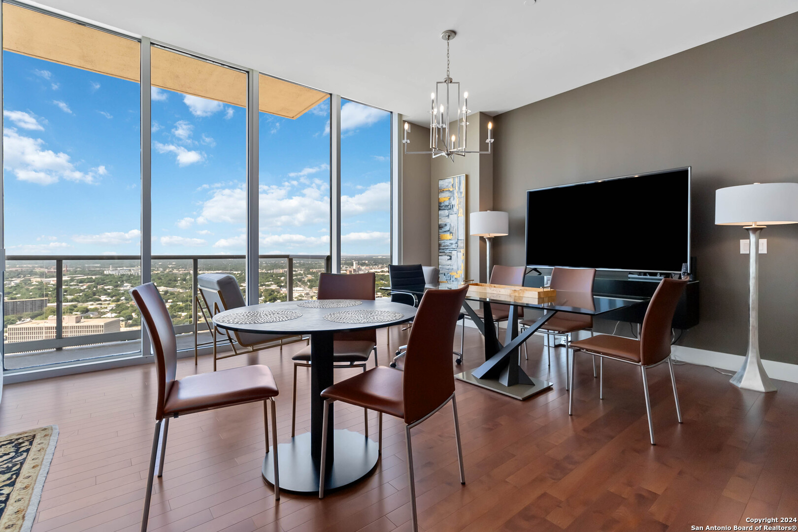 San Antonio, Texas 78205, United States, 2 Bedrooms Bedrooms, ,2 BathroomsBathrooms,Residential,Active,153473