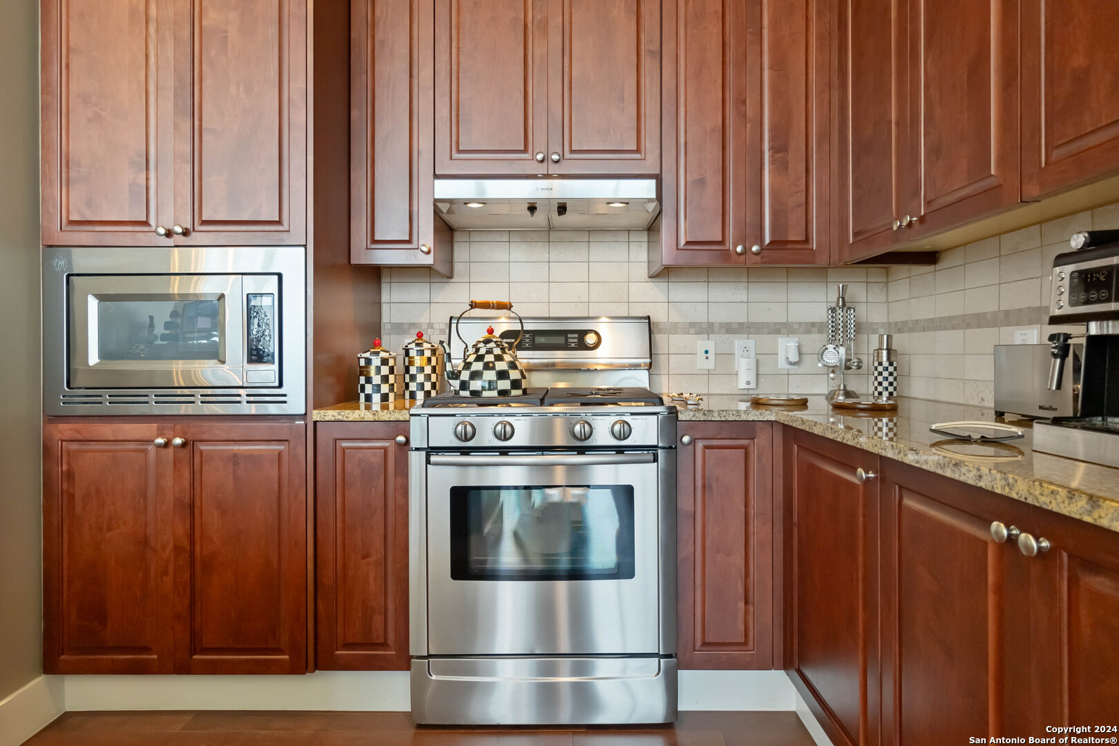 San Antonio, Texas 78205, United States, 2 Bedrooms Bedrooms, ,2 BathroomsBathrooms,Residential,Active,153473