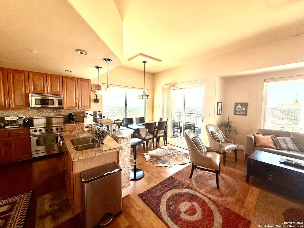 Photo of 215 N Center 1907 #1907, San Antonio, TX 78202 (MLS # 1697662)