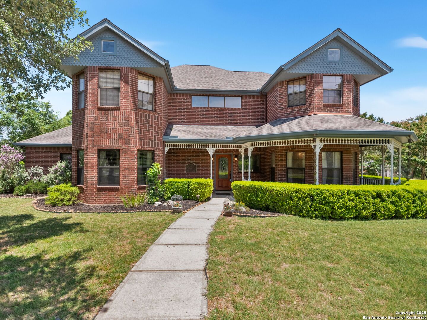 110 Lariat Dr