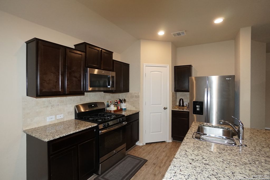 Photo of 14515 RUNNING WOLF, San Antonio, TX 78245 (MLS # 1928442)